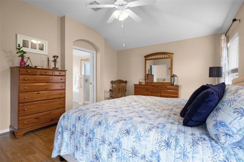 House in Leesburg, Florida 3 bedrooms, 137.22 sq.m. № 2166072 - photo 19
