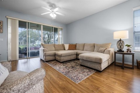 House in Leesburg, Florida 3 bedrooms, 137.22 sq.m. № 2166072 - photo 5