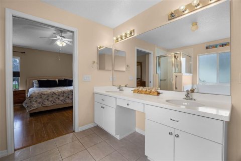 House in Leesburg, Florida 3 bedrooms, 137.22 sq.m. № 2166072 - photo 23