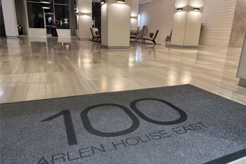 Copropriété à vendre à Sunny Isles Beach, Floride: 2 chambres, 126.07 m2 № 1979440 - photo 4