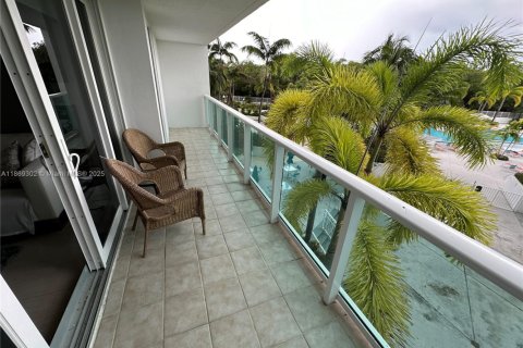Copropriété à vendre à Sunny Isles Beach, Floride: 2 chambres, 126.07 m2 № 1979440 - photo 21