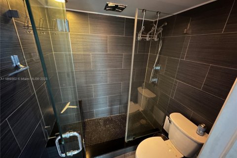 Copropriété à vendre à Sunny Isles Beach, Floride: 2 chambres, 126.07 m2 № 1979440 - photo 29