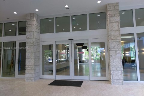 Copropriété à vendre à Sunny Isles Beach, Floride: 2 chambres, 126.07 m2 № 1979440 - photo 5