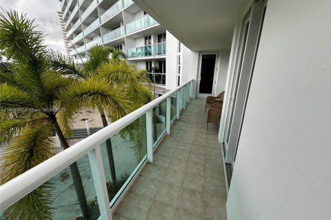Copropriété à vendre à Sunny Isles Beach, Floride: 2 chambres, 126.07 m2 № 1979440 - photo 22