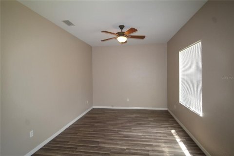 Casa en alquiler en North Port, Florida, 3 dormitorios, 189.52 m2 № 1817785 - foto 2