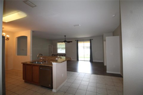 Casa en alquiler en North Port, Florida, 3 dormitorios, 189.52 m2 № 1817785 - foto 6
