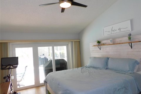Villa ou maison à louer à Palm Harbor, Floride: 3 chambres, 174.47 m2 № 2110955 - photo 16