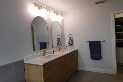 Villa ou maison à louer à Palm Harbor, Floride: 3 chambres, 174.47 m2 № 2110955 - photo 18