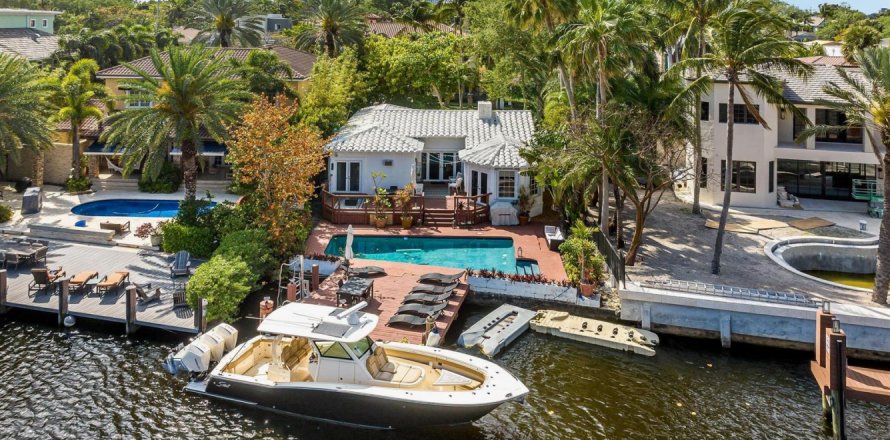 Villa ou maison à Fort Lauderdale, Floride 3 chambres, 142.7 m2 № 2322222