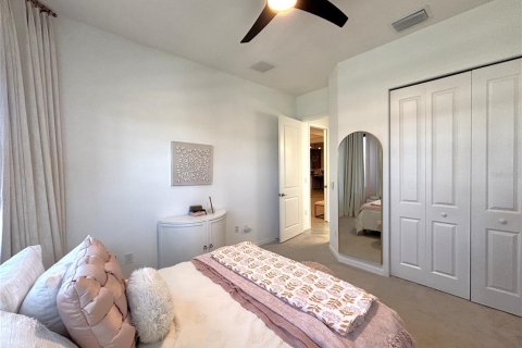 House in WELLEN PARK in Venice, Florida 2 bedrooms, 191.47 sq.m. № 2104068 - photo 17
