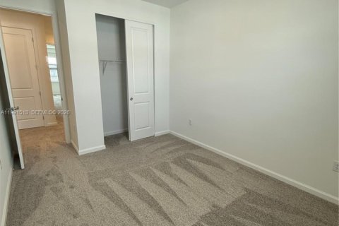 Townhouse in Lantana, Florida 3 bedrooms № 2052513 - photo 6