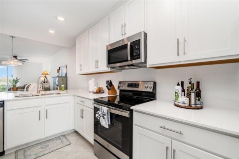 Condo in Punta Gorda, Florida, 2 bedrooms in BABCOCK NATIONAL  № 1878066 - photo 6