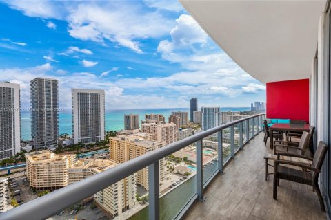 Copropriété à louer à Hallandale Beach, Floride: 3 chambres, 146.51 m2 № 1985510 - photo 26