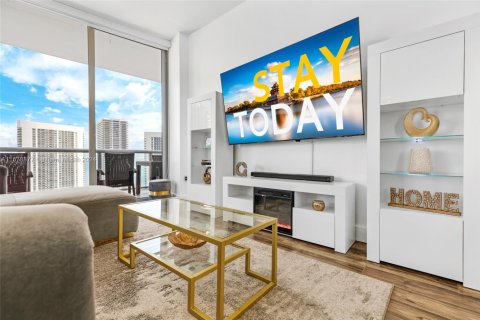 Copropriété à louer à Hallandale Beach, Floride: 3 chambres, 146.51 m2 № 1985510 - photo 4