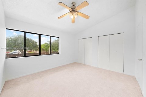 Adosado en alquiler en Davie, Florida, 3 dormitorios, 123.37 m2 № 2026031 - foto 18