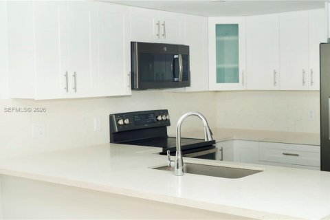 Adosado en alquiler en Davie, Florida, 3 dormitorios, 123.37 m2 № 2026031 - foto 5