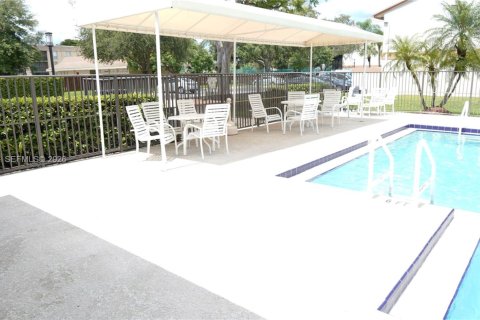 Adosado en alquiler en Davie, Florida, 3 dormitorios, 123.37 m2 № 2026031 - foto 20