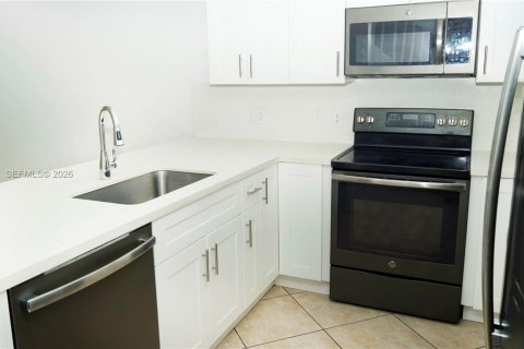 Adosado en alquiler en Davie, Florida, 3 dormitorios, 123.37 m2 № 2026031 - foto 6