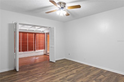House in Tampa, Florida 4 bedrooms, 226.68 sq.m. № 2231300 - photo 17