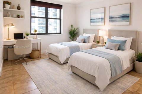 Condo à Hollywood, Floride, 2 chambres  № 2049621