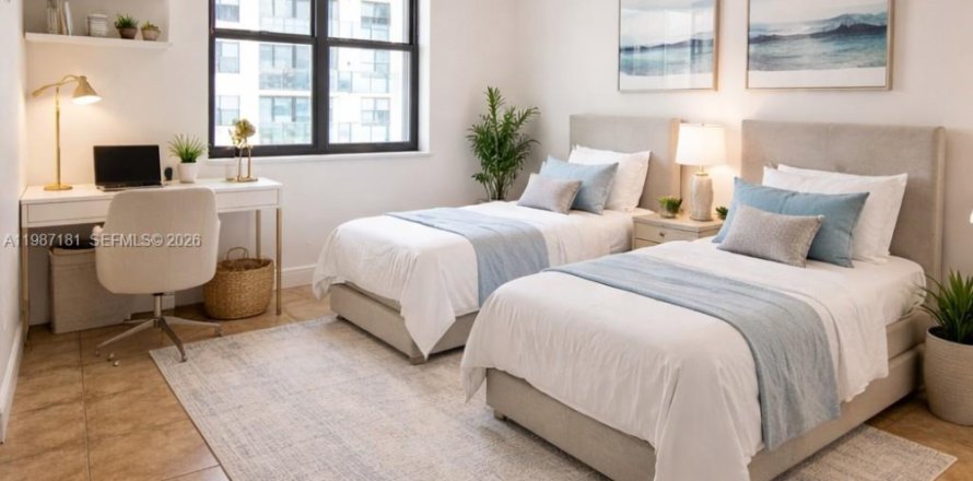 Condo à Hollywood, Floride, 2 chambres  № 2049621