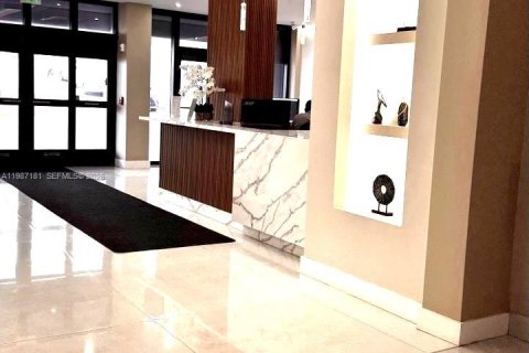 Copropriété à vendre à Hollywood, Floride: 2 chambres, 130.06 m2 № 2049621 - photo 17