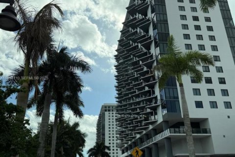Apartamento en alquiler en Doral, Florida, 1 dormitorio, 64.85 m2 № 1992087 - foto 9