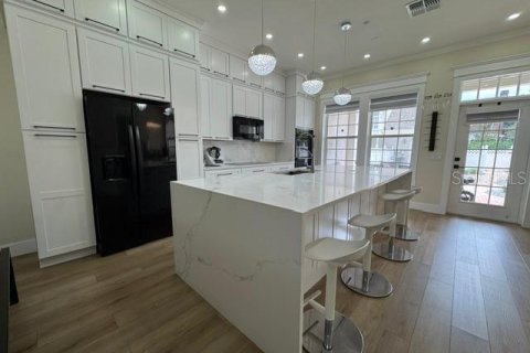 Touwnhouse à louer à Celebration, Floride: 4 chambres, 189.99 m2 № 2110256 - photo 8