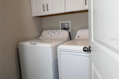 Touwnhouse à vendre à Land O' Lakes, Floride: 3 chambres, 170.66 m2 № 2105747 - photo 24
