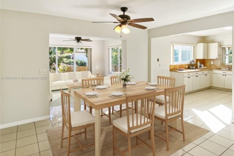 Снять в аренду виллу или дом в Майами, Флорида 3 спальни, 144.93м2, № 1952807 - фото 8