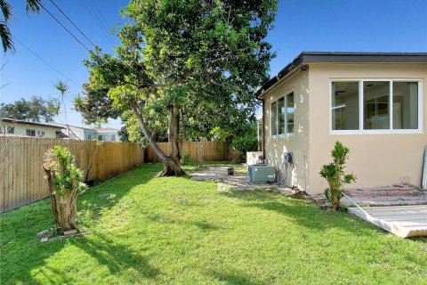 Снять в аренду виллу или дом в Майами, Флорида 3 спальни, 144.93м2, № 1952807 - фото 25