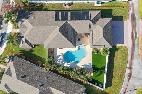 House in Port St. Lucie, Florida 3 bedrooms, 213.4 sq.m. № 2178123 - photo 25