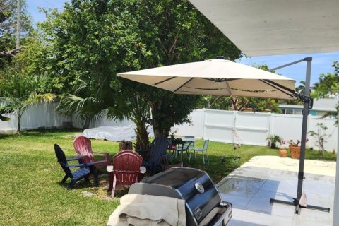 Casa en venta en Hollywood, Florida, 5 dormitorios, 140.47 m2 № 1999701 - foto 12