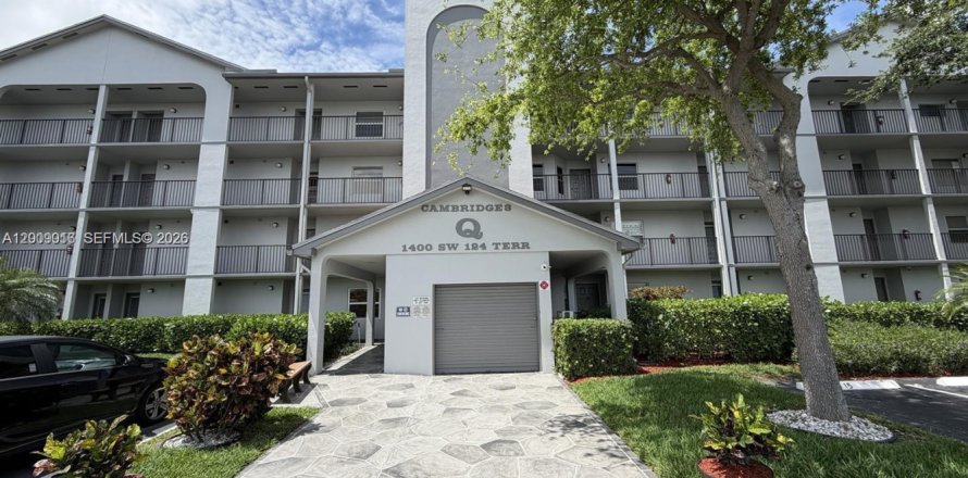 Condo à Pembroke Pines, Floride, 2 chambres № 2170965