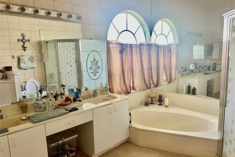 Casa en venta en Bradenton, Florida, 3 dormitorios, 222.04 m2 № 1651271 - foto 30