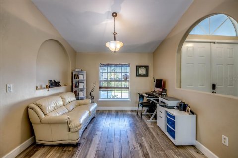 Villa ou maison à vendre à Cape Coral, Floride: 4 chambres, 159.23 m2 № 2149235 - photo 9