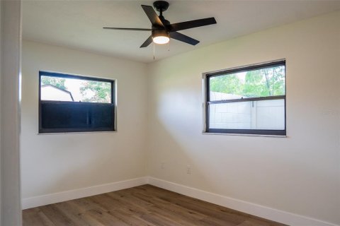 House in Orlando, Florida 3 bedrooms, 162.49 sq.m. № 1813327 - photo 15