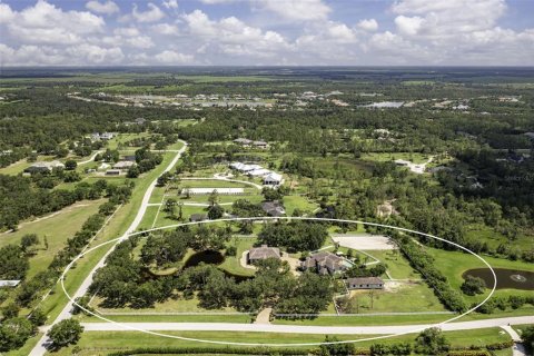 Casa en venta en Bradenton, Florida, 4 dormitorios, 472.87 m2 № 1793972 - foto 1