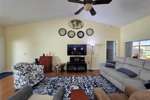 Villa ou maison à vendre à Spring Hill, Floride: 3 chambres, 160.72 m2 № 2427572 - photo 4