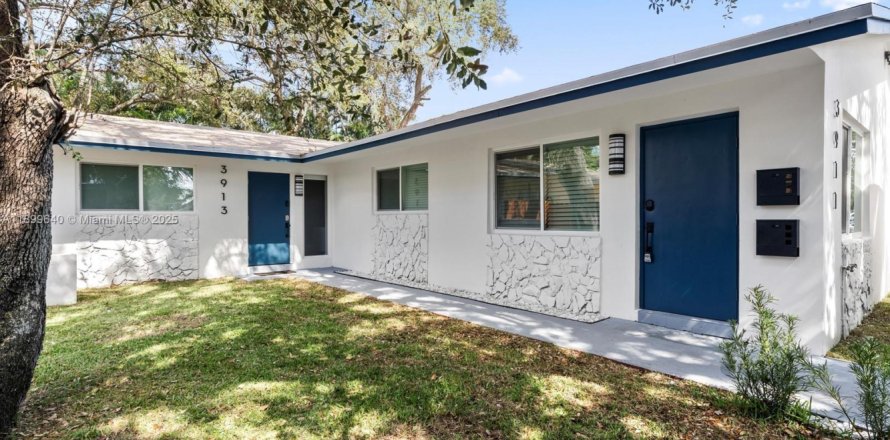 Дом в Дания-Бич, Флорида 2 спальни, 74.79м2 № 1950892