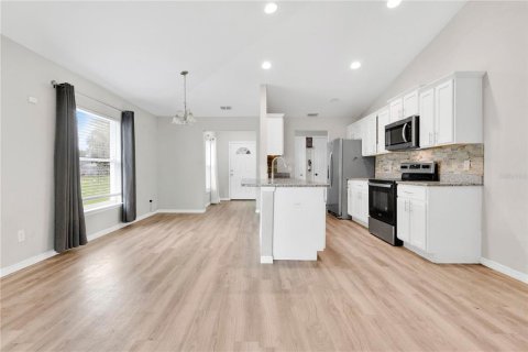 Villa ou maison à vendre à Bartow, Floride: 3 chambres, 113.99 m2 № 2330258 - photo 6