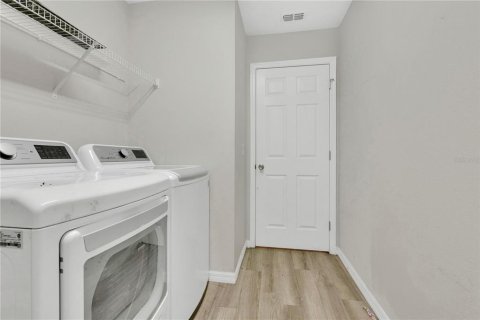 Villa ou maison à vendre à Bartow, Floride: 3 chambres, 113.99 m2 № 2330258 - photo 14