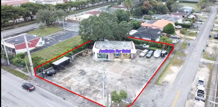 Immobilier commercial à Miami, Floride № 1942596