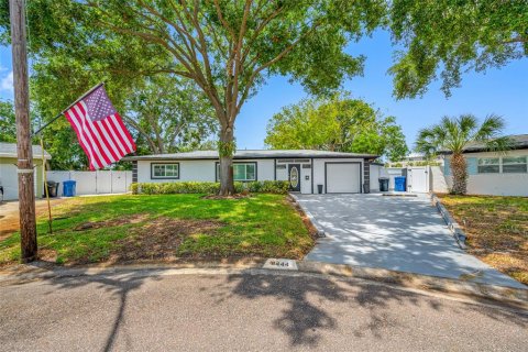 Casa en Saint Petersburg, Florida 2 dormitorios, 102.19 m2 № 2364785
