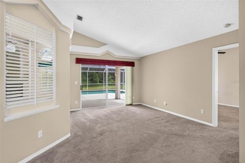 House in Plant City, Florida 3 bedrooms, 168.25 sq.m. № 2350030 - photo 10