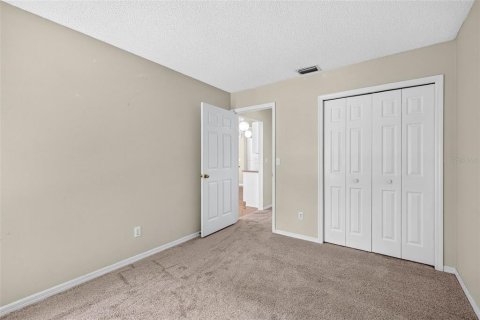 House in Plant City, Florida 3 bedrooms, 168.25 sq.m. № 2350030 - photo 26