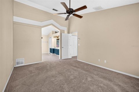 House in Plant City, Florida 3 bedrooms, 168.25 sq.m. № 2350030 - photo 28