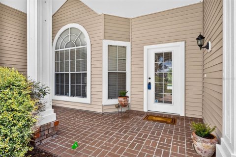 House in Plant City, Florida 3 bedrooms, 168.25 sq.m. № 2350030 - photo 5