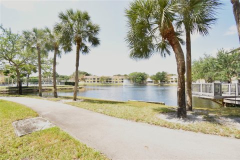 Condominio en venta en Plantation, Florida, 2 dormitorios, 101.36 m2 № 1638787 - foto 2