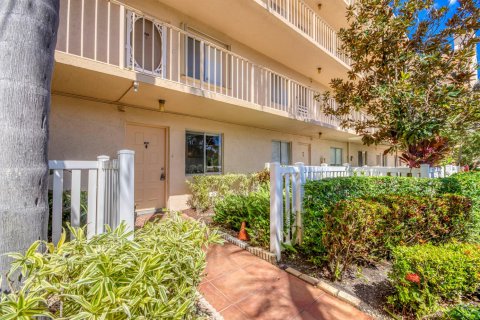 Copropriété à vendre à Delray Beach, Floride: 2 chambres, 91.97 m2 № 2081849 - photo 3
